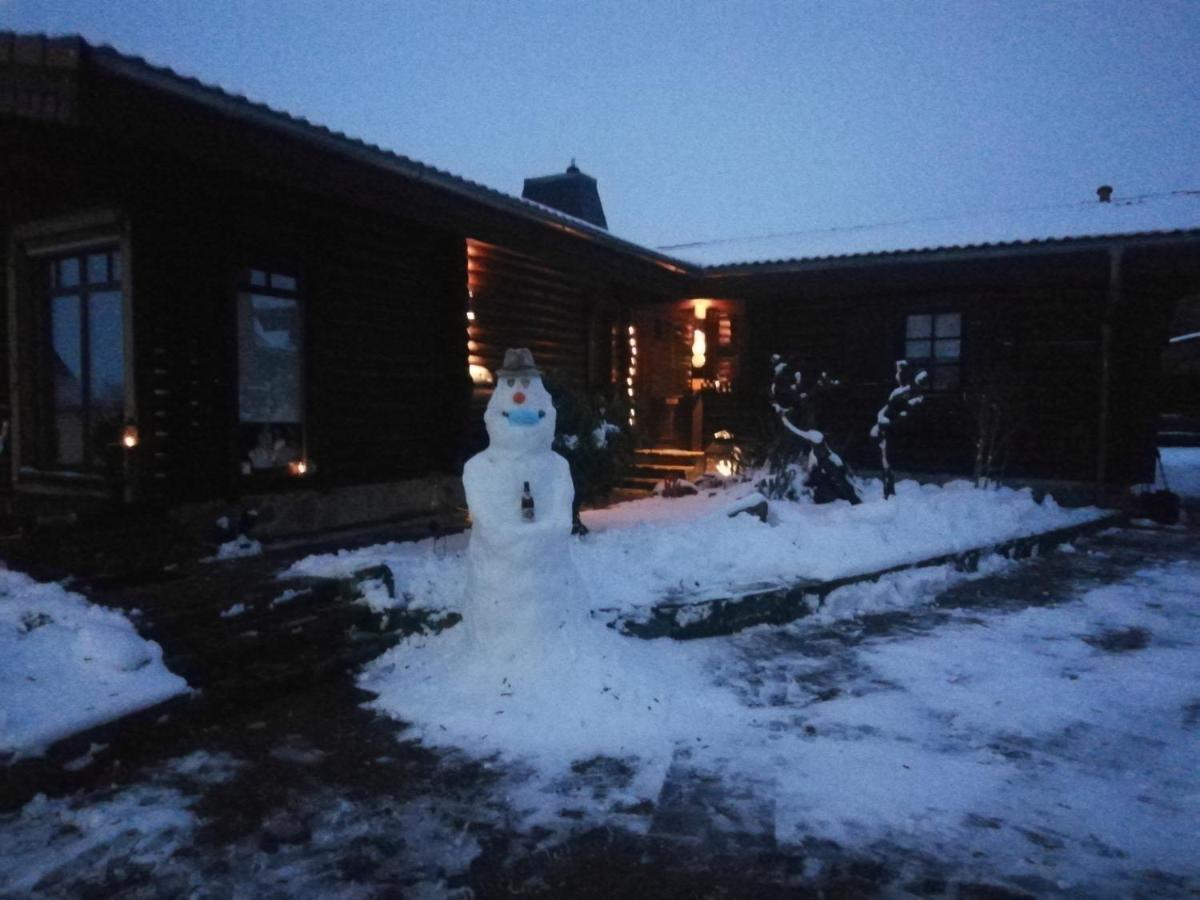 Ferienwohnung Blockhaus Juka Vinningen Exterior photo